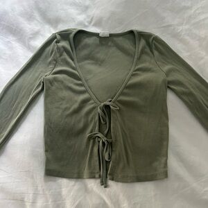 Aritzia Wilfred Free Only Tie Front Longsleeve